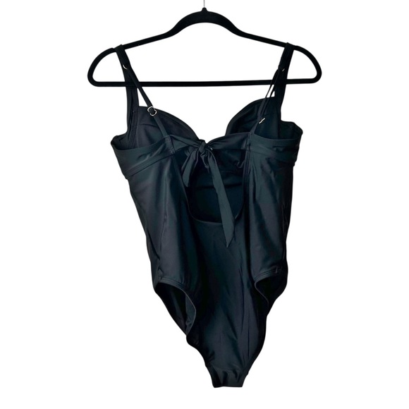 Shade & Shore High Leg Balconette Underwire
One Piece Swimsuit SZ Large 12/14 - Picture 6 of 8